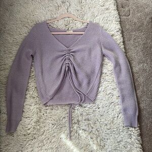 Pullover sweater
